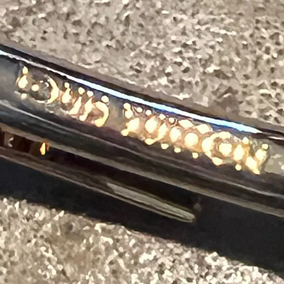 LV logo necklace - Picture 4 of 9